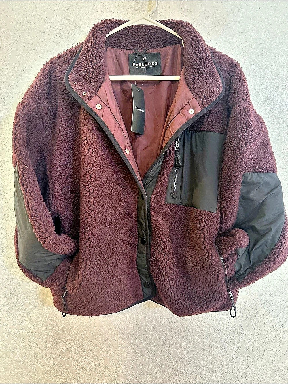 Fabletics Tahoe Teddy Jacket Purple & Black Size Large